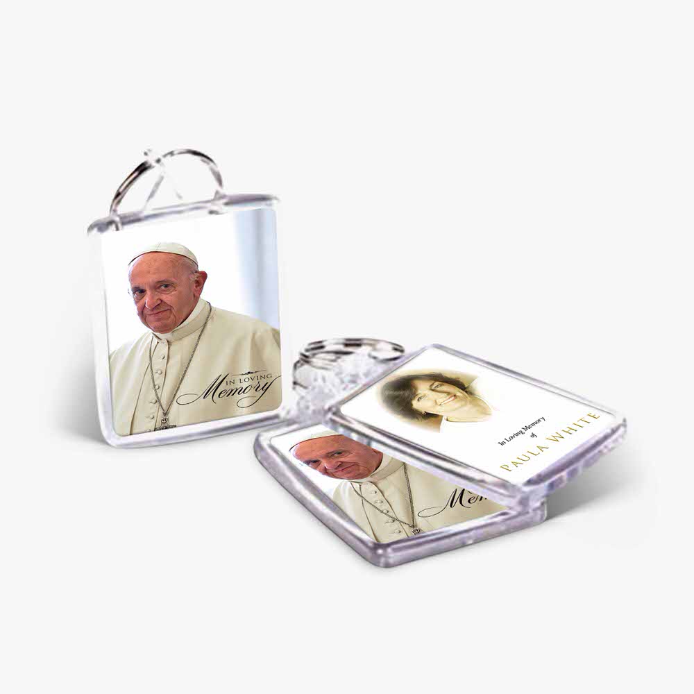 a keychain with a photo of pope francis